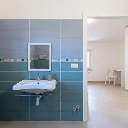 Haiku Rossa - Yourplace Abruzzo Santa Maria Imbaro