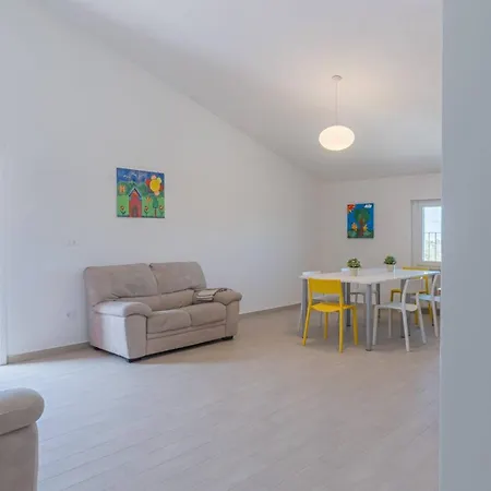 Haiku Rossa - Yourplace Abruzzo アパート Santa Maria Imbaro