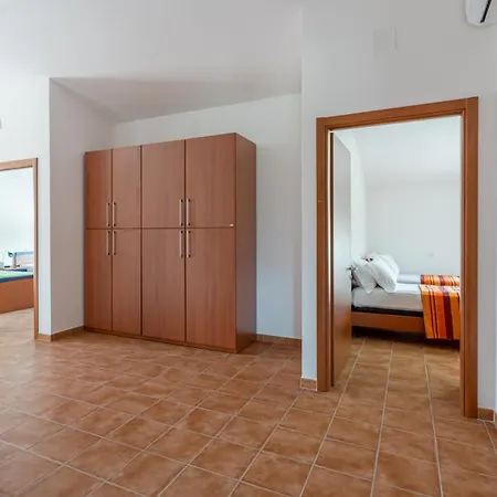 Haiku Rossa - Yourplace Abruzzo דירה Santa Maria Imbaro